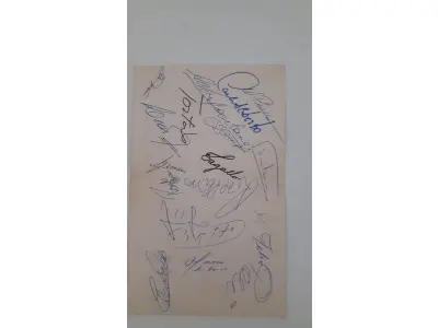 LOTE 230 - RARÍSSIMO E ÚNICO CARDÁPIO DA SELEÇÃO BRASILEIRA DE 1970, AUTOGRAFADO EM EVENTO REALIZADO NO RIO DE JANEIRO, FOI ESCOLHIDO PELA SELEÇÃO BRASILEIRO P MELHOR GARÇOM DA NOITE E DERA PRA ELE ESSA RELÍQUIA 13CM DE  LARGURA, ALTURA 23CM (NO ESTADO)
