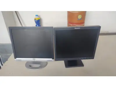 LOTE 355 - LOTE COM DOIS MONITORES FUNCIONANDO PERFEITAMENTE ATÉ O MOMENTO (NO ESTADO)