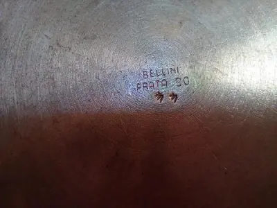 LOTE 333 - BULE  ESPESSURADO A PRATA E UMA SALVA E 1 BULE PARA CAFÉ.(NO ESTADO)