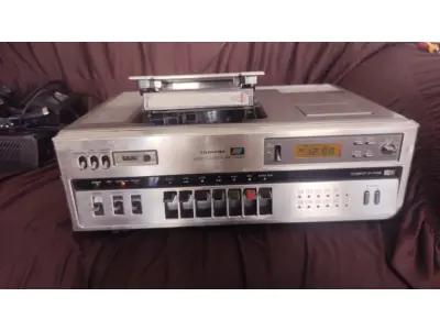 LOTE 341 - VIDEO CASSETE TOSHIBA BETAMAX RARO (NO ESTADO)