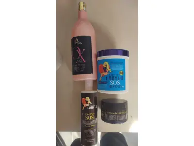 LOTE 373 - KIT PRA SALÃO MARCAS CONHECIDA EM SP E RIO DE JANEIRO KIT DESSE VALE MAIS DE 300 REAIS.(NO ESTADO)