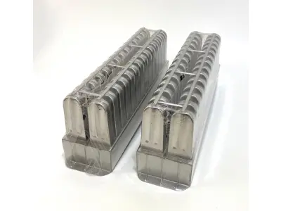 LOTE 239 - DUAS  ATA FORMAS DE PICOLÉ: FABRICADO EM AÇO INOX (NO ESTADO)