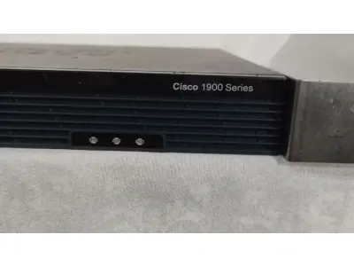 LOTE 352 - APPLAINCE CISCO 1905 RETIRADA DO LOCAL FUNCIONANDO (NO ESTADO)