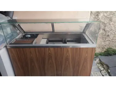 LOTE 420 - BALCÃO EXPOSITOR REFRIGERADO EM INOX FUNCIONANDO (NO ESTADO)