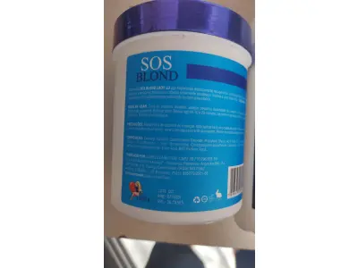 LOTE 375 - KIT PRA SALÃO MARCAS CONHECIDA EM SP E RIO DE JANEIRO KIT DESSE VALE MAIS DE 300 REAIS. (NO ESTADO)