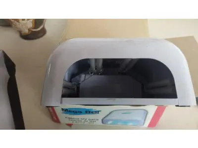 LOTE 429 - 01 APARELHO DE DEPILAR FEMININO E UMA CABINE UV E UM LIXADOR DE UNHA A PILHA FUNCIONANDO (NO ESTADO)