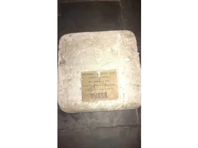 LOTE 542 - MÁQUINA DE ESCREVER ANTIGA FUNCIONANDO PERFEITAMENTE (NO ESTADO)