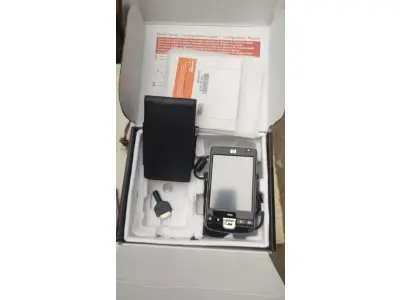 LOTE 431 - LOTE COM 1 HP IPAQ 210,1 GPS,1 CARREGADOR DE PILHAS E U1 EDITOR DE VÍDEO (NO ESTADO)
