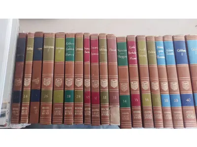 LOTE 642 - COLEÇÃO LIVROS GREAT BOOKS OF THE WESTERN WORLD - 54 VOLUMES (NO ESTADO)