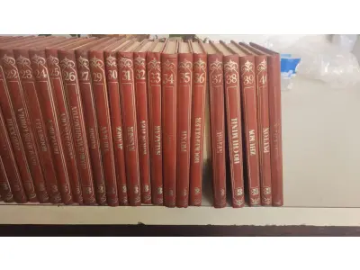 LOTE 641 - BIBLIOTECA DE HISTÓRIA - GRANDES PERSONAGENS DE TODOS OS TEMPOS - 40 VOLUMES (NO ESTADO)