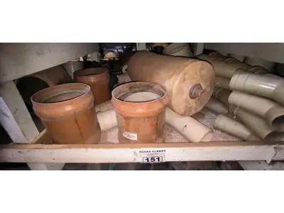 LOTE 151 - 01 LOTE COM JUNÇÃO PARA ESGOTO DIVERSOS TAMANHOS (NO ESTADO)
