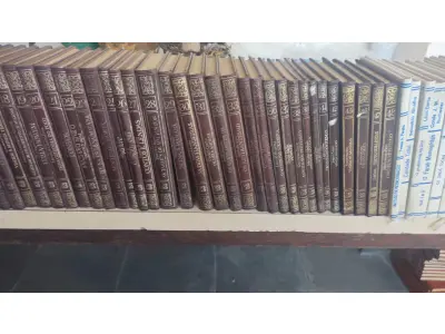 LOTE 640 - COLEÇÃO OBRAS IMORTAIS DA NOSSA LITERATURA COM 45 VOLUMES MAIS 19 LIVROS VÁRIOS TEMAS (NO ESTADO)