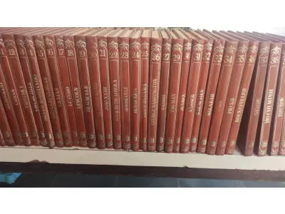 LOTE 641 - BIBLIOTECA DE HISTÓRIA - GRANDES PERSONAGENS DE TODOS OS TEMPOS - 40 VOLUMES (NO ESTADO)