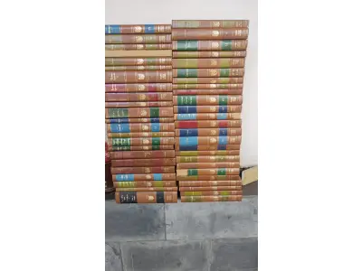 LOTE 644 - COLEÇÃO LIVROS GREAT BOOKS OF THE WESTERN WORLD   48 VOLUMES (NO ESTADO)
