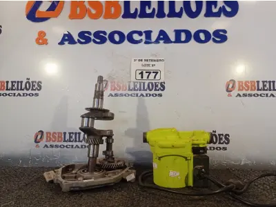 LOTE 177 - 01 EIXO VIRABREQUIM/COMANDO DE VÁLVULA/TAMPA DO MOTOR ESTACIONÁRIO 5,0 A 7,0 E 01 BOMBA D’AGUA PRESSURIZADA. (NO ESTADO) ATENÇÃO! FAZER A VISITAÇÃO ANTES DE ARREMATAR, NÃO SABEMOS SE FUNCIONA. LEILÃO NÃO TEM GARANTIA E NEM DEVOLUÇÃO, SUJEITO A POSSÍVEIS AVARIAS VISÍVEIS/OCULTAS E/OU AUSÊNCIA DE COMPONENTES.