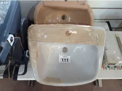 LOTE 111 - 02 CUBAS MARCAS E MODELOS DIVERSOS. (NO ESTADO) ATENÇÃO! FAZER A VISITAÇÃO ANTES DE ARREMATAR, NÃO SABEMOS SE FUNCIONA. LEILÃO NÃO TEM GARANTIA E NEM DEVOLUÇÃO, SUJEITO A POSSÍVEIS AVARIAS VISÍVEIS/OCULTAS E/OU AUSÊNCIA DE COMPONENTES.