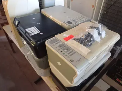 LOTE 511 - 09 IMPRESSORAS MARCAS E MODELOS DIVERSOS PARA RETIRADA DE PEÇAS. (NO ESTADO) ATENÇÃO! FAZER A VISITAÇÃO ANTES DE ARREMATAR, NÃO SABEMOS SE FUNCIONA. LEILÃO NÃO TEM GARANTIA E NEM DEVOLUÇÃO, SUJEITO A POSSÍVEIS AVARIAS VISÍVEIS/OCULTAS E/OU AUSÊNCIA DE COMPONENTES.