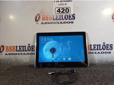 LOTE 420 - 01 TABLET SAMSUNG TAB2 10.1 COM CABO. (NO ESTADO) ATENÇÃO! FAZER A VISITAÇÃO ANTES DE ARREMATAR, NÃO SABEMOS SE FUNCIONA. LEILÃO NÃO TEM GARANTIA E NEM DEVOLUÇÃO, SUJEITO A POSSÍVEIS AVARIAS VISÍVEIS/OCULTAS E/OU AUSÊNCIA DE COMPONENTES.
