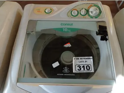 LOTE 310 - 01 MÁQUINA DE LAVAR ROUPAS MARCA CÔNSUL CAPACIDADE 10KG 220V. (NO ESTADO) ATENÇÃO! FAZER A VISITAÇÃO ANTES DE ARREMATAR, NÃO SABEMOS SE FUNCIONA. LEILÃO NÃO TEM GARANTIA E NEM DEVOLUÇÃO, SUJEITO A POSSÍVEIS AVARIAS VISÍVEIS/OCULTAS E/OU AUSÊNCIA DE COMPONENTES.