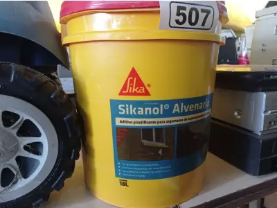 LOTE 507 - 01 BALDE DE SIKANOL ALVENARIA, ADITIVO PLASTIFICANTE PARA ARGAMASSA DE ASSENTAMENTO E REBOCO 18L. (NO ESTADO) ATENÇÃO! FAZER A VISITAÇÃO ANTES DE ARREMATAR, NÃO SABEMOS SE FUNCIONA. LEILÃO NÃO TEM GARANTIA E NEM DEVOLUÇÃO, SUJEITO A POSSÍVEIS AVARIAS VISÍVEIS/OCULTAS E/OU AUSÊNCIA DE COMPONENTES.
