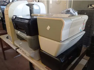 LOTE 511 - 09 IMPRESSORAS MARCAS E MODELOS DIVERSOS PARA RETIRADA DE PEÇAS. (NO ESTADO) ATENÇÃO! FAZER A VISITAÇÃO ANTES DE ARREMATAR, NÃO SABEMOS SE FUNCIONA. LEILÃO NÃO TEM GARANTIA E NEM DEVOLUÇÃO, SUJEITO A POSSÍVEIS AVARIAS VISÍVEIS/OCULTAS E/OU AUSÊNCIA DE COMPONENTES.