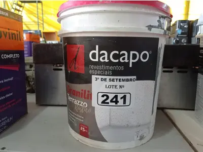LOTE 241 - 01 BALDE DE CIMENTO QUEIMADO DACAPÓ 25KG. (NO ESTADO) ATENÇÃO! FAZER A VISITAÇÃO ANTES DE ARREMATAR, NÃO SABEMOS SE FUNCIONA. LEILÃO NÃO TEM GARANTIA E NEM DEVOLUÇÃO, SUJEITO A POSSÍVEIS AVARIAS VISÍVEIS/OCULTAS E/OU AUSÊNCIA DE COMPONENTES.