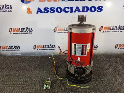 LOTE 344 - 01 MOTOR ELÉTRICO JOHNSON 3.2HP CORRENTE CONTÍNUA MODELO JM-02-002. (NO ESTADO) ATENÇÃO! FAZER A VISITAÇÃO ANTES DE ARREMATAR, NÃO SABEMOS SE FUNCIONA. LEILÃO NÃO TEM GARANTIA E NEM DEVOLUÇÃO, SUJEITO A POSSÍVEIS AVARIAS VISÍVEIS/OCULTAS E/OU AUSÊNCIA DE COMPONENTES.