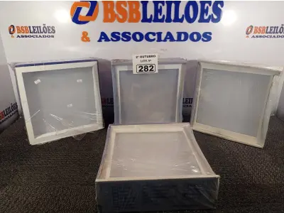 LOTE 282 - 04 LUMINÁRIAS DE EMBUTIR MARCA EDIBRAZ. (NO ESTADO) ATENÇÃO! FAZER A VISITAÇÃO ANTES DE ARREMATAR, NÃO SABEMOS SE FUNCIONA. LEILÃO NÃO TEM GARANTIA E NEM DEVOLUÇÃO, SUJEITO A POSSÍVEIS AVARIAS VISÍVEIS/OCULTAS E/OU AUSÊNCIA DE COMPONENTES.