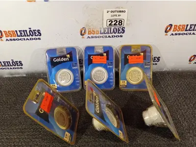 LOTE 228 - 06 SPOTS COMPLETOS 6W LED REDONDO 3000K GOLDEN. (NO ESTADO) ATENÇÃO! FAZER A VISITAÇÃO ANTES DE ARREMATAR, NÃO SABEMOS SE FUNCIONA. LEILÃO NÃO TEM GARANTIA E NEM DEVOLUÇÃO, SUJEITO A POSSÍVEIS AVARIAS VISÍVEIS/OCULTAS E/OU AUSÊNCIA DE COMPONENTES.