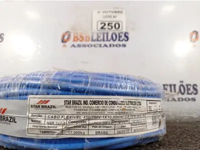 LOTE 250 - 01 ROLO DE CABO FLEXÍVEL 100M 10MM NA COR AZUL. (NO ESTADO) ATENÇÃO! FAZER A VISITAÇÃO ANTES DE ARREMATAR, NÃO SABEMOS SE FUNCIONA. LEILÃO NÃO TEM GARANTIA E NEM DEVOLUÇÃO, SUJEITO A POSSÍVEIS AVARIAS VISÍVEIS/OCULTAS E/OU AUSÊNCIA DE COMPONENTES.