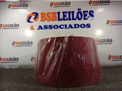 LOTE 222 - 01 PENDENTE SÃO PAULO 3XE27 VINHO. (NO ESTADO) ATENÇÃO! FAZER A VISITAÇÃO ANTES DE ARREMATAR, NÃO SABEMOS SE FUNCIONA. LEILÃO NÃO TEM GARANTIA E NEM DEVOLUÇÃO, SUJEITO A POSSÍVEIS AVARIAS VISÍVEIS/OCULTAS E/OU AUSÊNCIA DE COMPONENTES.