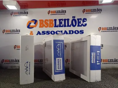 LOTE 074 - 03 LUMINÁRIAS DE EMBUTIR MARCAS EDIBRAZ. (NO ESTADO) ATENÇÃO! FAZER A VISITAÇÃO ANTES DE ARREMATAR, NÃO SABEMOS SE FUNCIONA. LEILÃO NÃO TEM GARANTIA E NEM DEVOLUÇÃO, SUJEITO A POSSÍVEIS AVARIAS VISÍVEIS/OCULTAS E/OU AUSÊNCIA DE COMPONENTES.