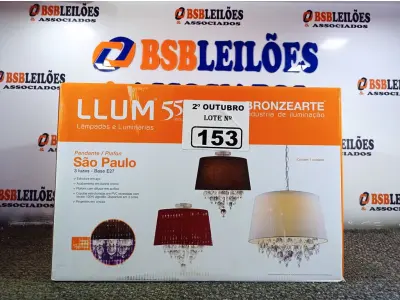 LOTE 153 - 01 PENDENTE SÃO PAULO 3XE27 PRETO. (NO ESTADO) ATENÇÃO! FAZER A VISITAÇÃO ANTES DE ARREMATAR, NÃO SABEMOS SE FUNCIONA. LEILÃO NÃO TEM GARANTIA E NEM DEVOLUÇÃO, SUJEITO A POSSÍVEIS AVARIAS VISÍVEIS/OCULTAS E/OU AUSÊNCIA DE COMPONENTES.