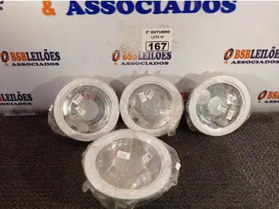 LOTE 167 - 04 LUMINÁRIAS REDONDAS DE EMBUTIR. (NO ESTADO) ATENÇÃO! FAZER A VISITAÇÃO ANTES DE ARREMATAR, NÃO SABEMOS SE FUNCIONA. LEILÃO NÃO TEM GARANTIA E NEM DEVOLUÇÃO, SUJEITO A POSSÍVEIS AVARIAS VISÍVEIS/OCULTAS E/OU AUSÊNCIA DE COMPONENTES.
