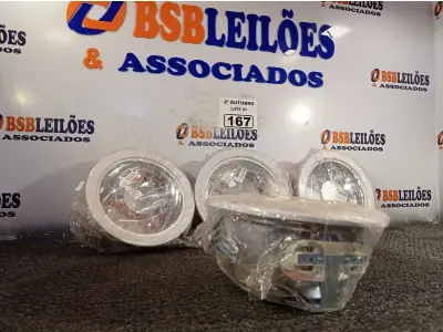 LOTE 167 - 04 LUMINÁRIAS REDONDAS DE EMBUTIR. (NO ESTADO) ATENÇÃO! FAZER A VISITAÇÃO ANTES DE ARREMATAR, NÃO SABEMOS SE FUNCIONA. LEILÃO NÃO TEM GARANTIA E NEM DEVOLUÇÃO, SUJEITO A POSSÍVEIS AVARIAS VISÍVEIS/OCULTAS E/OU AUSÊNCIA DE COMPONENTES.