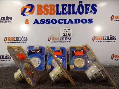 LOTE 228 - 06 SPOTS COMPLETOS 6W LED REDONDO 3000K GOLDEN. (NO ESTADO) ATENÇÃO! FAZER A VISITAÇÃO ANTES DE ARREMATAR, NÃO SABEMOS SE FUNCIONA. LEILÃO NÃO TEM GARANTIA E NEM DEVOLUÇÃO, SUJEITO A POSSÍVEIS AVARIAS VISÍVEIS/OCULTAS E/OU AUSÊNCIA DE COMPONENTES.