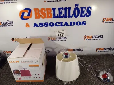 LOTE 217 - 01 LUMINÁRIA PENDENTE SÃO PAULO. (NO ESTADO) ATENÇÃO! FAZER A VISITAÇÃO ANTES DE ARREMATAR, NÃO SABEMOS SE FUNCIONA. LEILÃO NÃO TEM GARANTIA E NEM DEVOLUÇÃO, SUJEITO A POSSÍVEIS AVARIAS VISÍVEIS/OCULTAS E/OU AUSÊNCIA DE COMPONENTES.