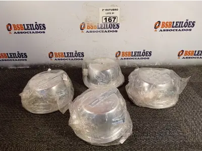 LOTE 167 - 04 LUMINÁRIAS REDONDAS DE EMBUTIR. (NO ESTADO) ATENÇÃO! FAZER A VISITAÇÃO ANTES DE ARREMATAR, NÃO SABEMOS SE FUNCIONA. LEILÃO NÃO TEM GARANTIA E NEM DEVOLUÇÃO, SUJEITO A POSSÍVEIS AVARIAS VISÍVEIS/OCULTAS E/OU AUSÊNCIA DE COMPONENTES.
