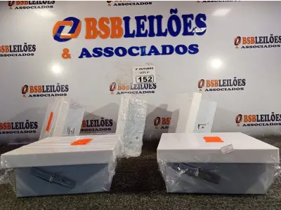 LOTE 152 - 05 LUMINÁRIAS DE EMBUTIR MARCAS EDIBRAZ. (NO ESTADO) ATENÇÃO! FAZER A VISITAÇÃO ANTES DE ARREMATAR, NÃO SABEMOS SE FUNCIONA. LEILÃO NÃO TEM GARANTIA E NEM DEVOLUÇÃO, SUJEITO A POSSÍVEIS AVARIAS VISÍVEIS/OCULTAS E/OU AUSÊNCIA DE COMPONENTES.