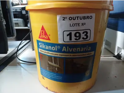 LOTE 193 - 01 BALDE DE SIKANOL ALVENARIA, ADITIVO PLASTIFICANTE PARA ARGAMASSA DE ASSENTAMENTO E REBOCO. (NO ESTADO) ATENÇÃO! FAZER A VISITAÇÃO ANTES DE ARREMATAR, NÃO SABEMOS SE FUNCIONA. LEILÃO NÃO TEM GARANTIA E NEM DEVOLUÇÃO, SUJEITO A POSSÍVEIS AVARIAS VISÍVEIS/OCULTAS E/OU AUSÊNCIA DE COMPONENTES.
