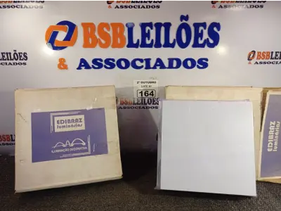 LOTE 164 - 02 LUMINÁRIAS DE EMBUTIR MARCAS EDIBRAZ. (NO ESTADO) ATENÇÃO! FAZER A VISITAÇÃO ANTES DE ARREMATAR, NÃO SABEMOS SE FUNCIONA. LEILÃO NÃO TEM GARANTIA E NEM DEVOLUÇÃO, SUJEITO A POSSÍVEIS AVARIAS VISÍVEIS/OCULTAS E/OU AUSÊNCIA DE COMPONENTES.