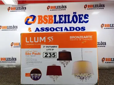 LOTE 235 - 01 PENDENTE SÃO PAULO 3XE27 PRETO. (NO ESTADO) ATENÇÃO! FAZER A VISITAÇÃO ANTES DE ARREMATAR, NÃO SABEMOS SE FUNCIONA. LEILÃO NÃO TEM GARANTIA E NEM DEVOLUÇÃO, SUJEITO A POSSÍVEIS AVARIAS VISÍVEIS/OCULTAS E/OU AUSÊNCIA DE COMPONENTES.