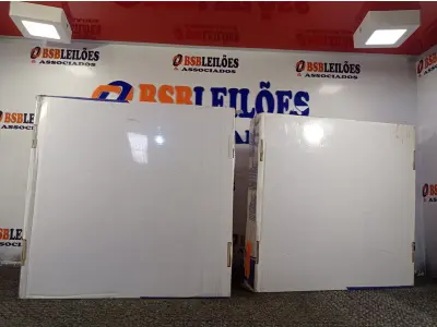 LOTE 219 - 02 LUMINÁRIAS DE EMBUTIR MARCAS EDIBRAZ. (NO ESTADO) ATENÇÃO! FAZER A VISITAÇÃO ANTES DE ARREMATAR, NÃO SABEMOS SE FUNCIONA. LEILÃO NÃO TEM GARANTIA E NEM DEVOLUÇÃO, SUJEITO A POSSÍVEIS AVARIAS VISÍVEIS/OCULTAS E/OU AUSÊNCIA DE COMPONENTES.