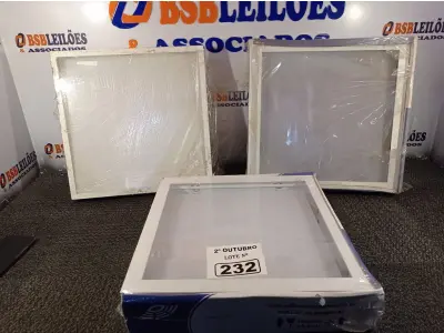 LOTE 232 - 03 LUMINÁRIAS DE EMBUTIR MARCAS EDIBRAZ. (NO ESTADO) ATENÇÃO! FAZER A VISITAÇÃO ANTES DE ARREMATAR, NÃO SABEMOS SE FUNCIONA. LEILÃO NÃO TEM GARANTIA E NEM DEVOLUÇÃO, SUJEITO A POSSÍVEIS AVARIAS VISÍVEIS/OCULTAS E/OU AUSÊNCIA DE COMPONENTES.
