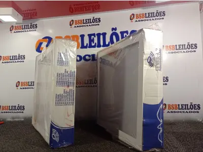 LOTE 317 - 02 LUMINÁRIAS DE EMBUTIR MARCAS EDIBRAZ. (NO ESTADO) ATENÇÃO! FAZER A VISITAÇÃO ANTES DE ARREMATAR, NÃO SABEMOS SE FUNCIONA. LEILÃO NÃO TEM GARANTIA E NEM DEVOLUÇÃO, SUJEITO A POSSÍVEIS AVARIAS VISÍVEIS/OCULTAS E/OU AUSÊNCIA DE COMPONENTES.