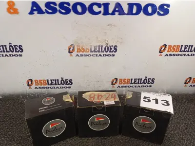 LOTE 513 - 03 ARANDELAS RETANGULARES. (NO ESTADO) ATENÇÃO! FAZER A VISITAÇÃO ANTES DE ARREMATAR, NÃO SABEMOS SE FUNCIONA. LEILÃO NÃO TEM GARANTIA E NEM DEVOLUÇÃO, SUJEITO A POSSÍVEIS AVARIAS VISÍVEIS/OCULTAS E/OU AUSÊNCIA DE COMPONENTES.