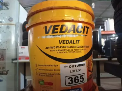 LOTE 365 - 01 BALDE DE VEDALIT, ADITIVO PLASTIFICANTE CONCENTRADO PARA ARGAMASSA DE ASSENTAMENTO E REBOCO CONVENCIONAL 18L. (NO ESTADO) ATENÇÃO! FAZER A VISITAÇÃO ANTES DE ARREMATAR, NÃO SABEMOS SE FUNCIONA. LEILÃO NÃO TEM GARANTIA E NEM DEVOLUÇÃO, SUJEITO A POSSÍVEIS AVARIAS VISÍVEIS/OCULTAS E/OU AUSÊNCIA DE COMPONENTES.