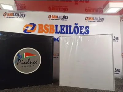 LOTE 343 - 02 PLAFONS DE SOBREPOR 40X40. (NO ESTADO) ATENÇÃO! FAZER A VISITAÇÃO ANTES DE ARREMATAR, NÃO SABEMOS SE FUNCIONA. LEILÃO NÃO TEM GARANTIA E NEM DEVOLUÇÃO, SUJEITO A POSSÍVEIS AVARIAS VISÍVEIS/OCULTAS E/OU AUSÊNCIA DE COMPONENTES.