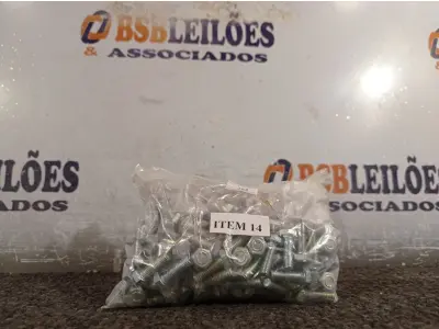 LOTE 451 - 01 KIT DE PARAFUSOS SEXTAVADOS (NO ESTADO) ATENÇÃO! FAZER A VISITAÇÃO ANTES DE ARREMATAR, NÃO SABEMOS SE FUNCIONA. LEILÃO NÃO TEM GARANTIA E NEM DEVOLUÇÃO, SUJEITO A POSSÍVEIS AVARIAS VISÍVEIS/OCULTAS E/OU AUSÊNCIA DE COMPONENTES.