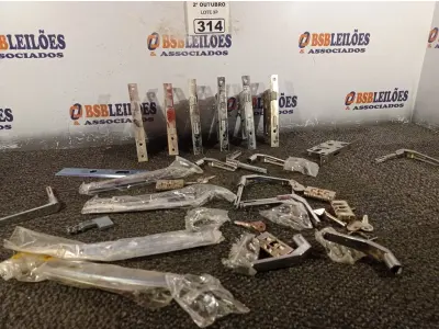 LOTE 314 - 01 LOTE COM VÁRIAS FECHADURAS MARCAS E MODELOS DIVERSOS. (NO ESTADO) ATENÇÃO! FAZER A VISITAÇÃO ANTES DE ARREMATAR, NÃO SABEMOS SE FUNCIONA. LEILÃO NÃO TEM GARANTIA E NEM DEVOLUÇÃO, SUJEITO A POSSÍVEIS AVARIAS VISÍVEIS/OCULTAS E/OU AUSÊNCIA DE COMPONENTES.